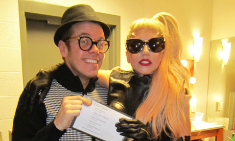 Perez-Hilton-and-Lady-Gag-007