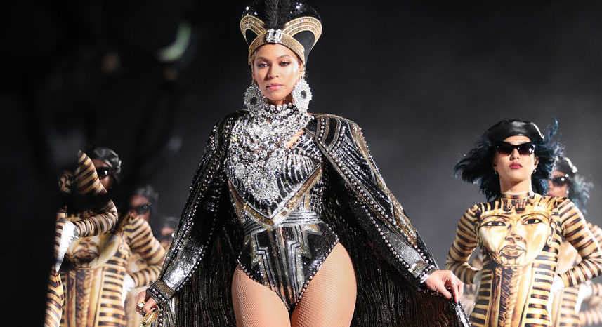 beyonces-coachella-balmain-costumes-are-concert-fashion-inspiration-for-every-great-performer